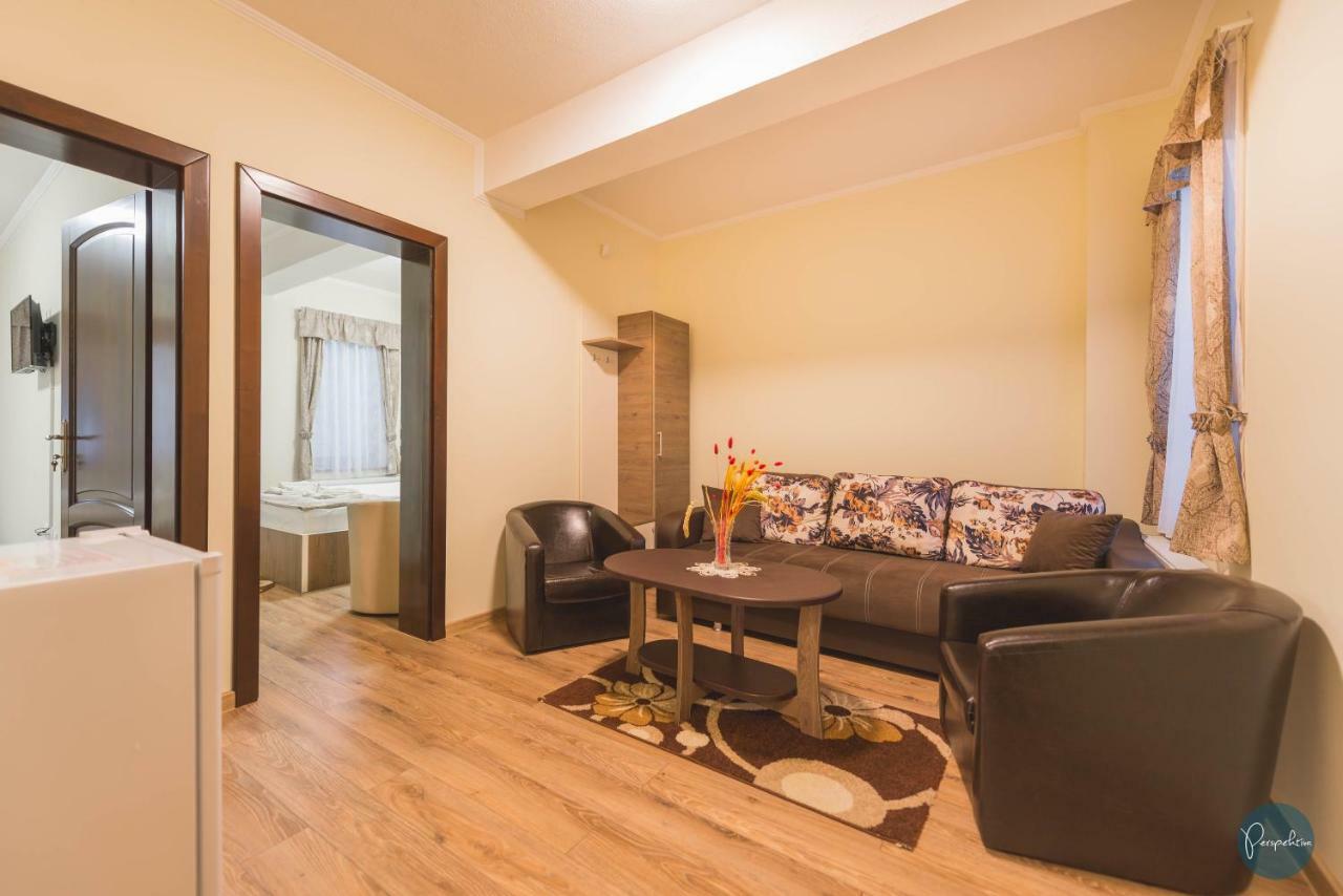 Farkas Panzio Bed and Breakfast Praid Εξωτερικό φωτογραφία